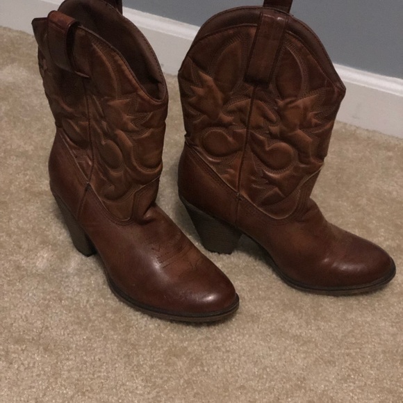 Brown cowgirl boots - Picture 3 of 5